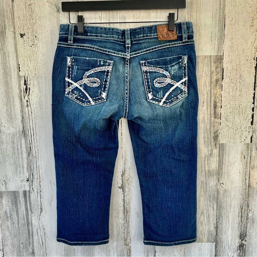 BKE Women’s Reese Capri Distressed Blue Denim Jeans Size 31X18 - Picture 11 of 11